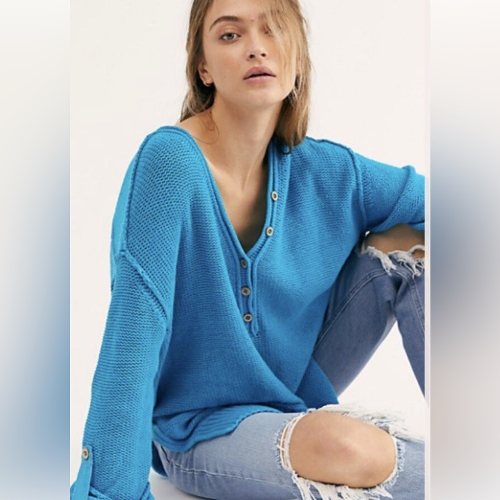 Free People Vibrant Blue V-Neck Tunic Sweater